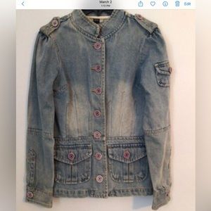 Steve Madden Woman’s Faded Blue Jean Jacket. Size Small.